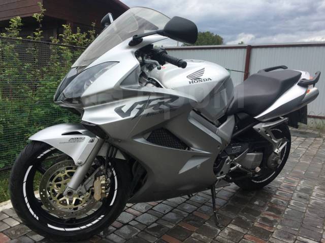 Honda VFR 800f 2003