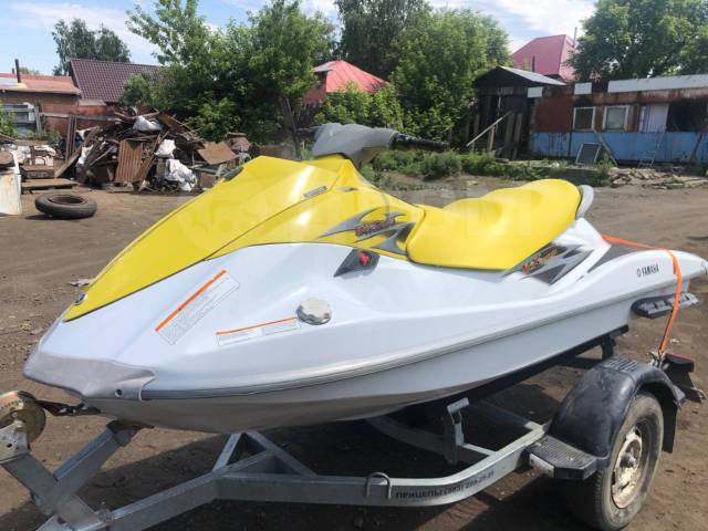 Ямаха vx 700. Yamaha vx700. Гидроцикл vx700 Yamaha. Трехместный гидроцикл – Yamaha VX 700.