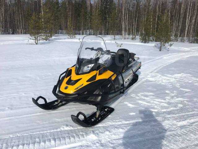 BRP Ski-Doo Skandic SWT. ,  ,   