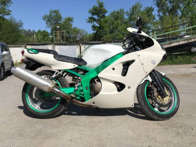 ninja zx6r 2000