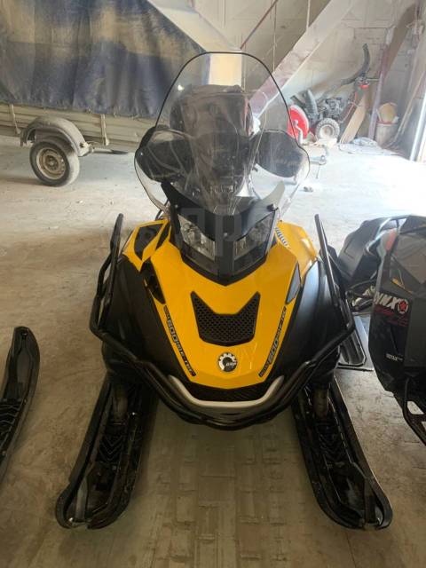 BRP Ski-Doo Skandic SWT. ,  ,   