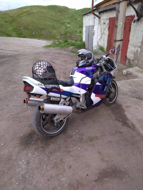 Suzuki GSX-R 1100. 1 100. ., , ,   