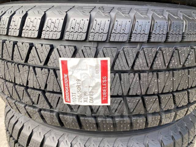 Бриджстоун близак авито. Bridgestone Blizzak DM-v3. 255/55r20 110t XL Bridgestone Blizzak DM-v3. Bridgestone DM-v2 255/50/19. Bridgestone Blizzak DM-v3 евроэтикетка.