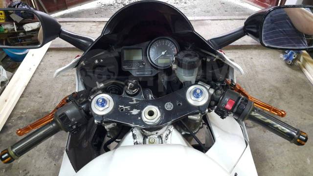 Yamaha YZF-R1. 1 000. ., , ,   