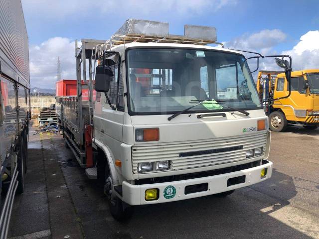 Кабина Nissan Diesel Condor