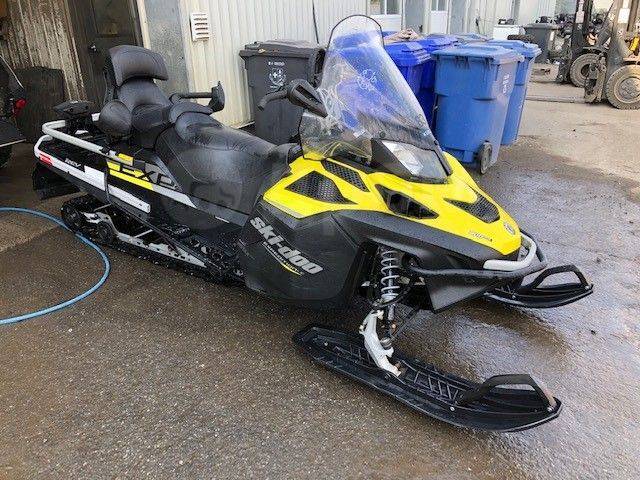 BRP Ski-Doo Expedition LE. ,  ,  .     