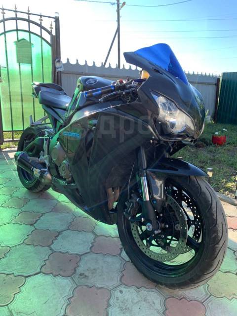 Honda CBR 1000RR Fireblade. 1 000. ., ,  ,   