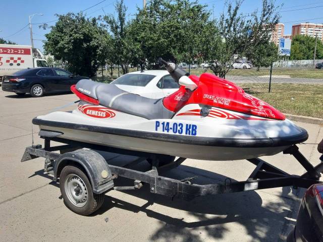 Polaris Genesis. 2000  