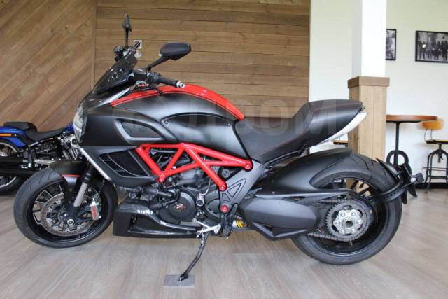 Honda Diavel 700