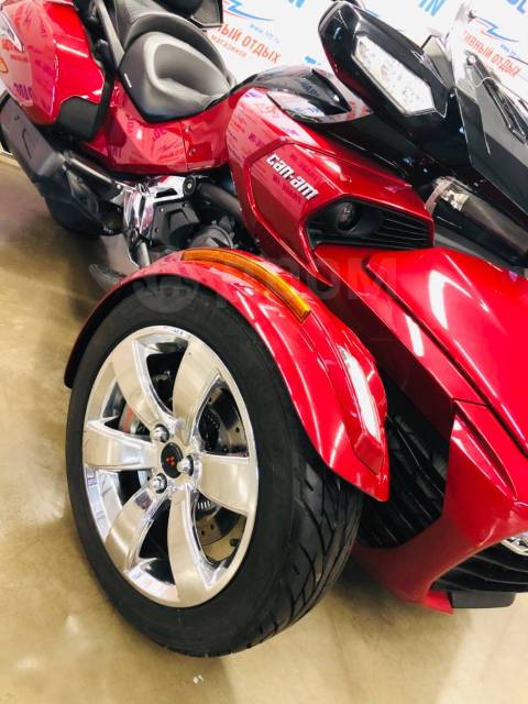 Can am Spyder f3