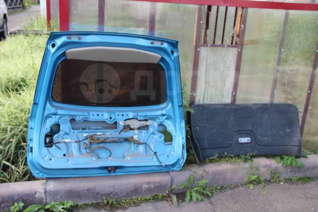 Купить Продам заднюю дверь багажника Nissan Wingroad 2006гв в Кемерово ...