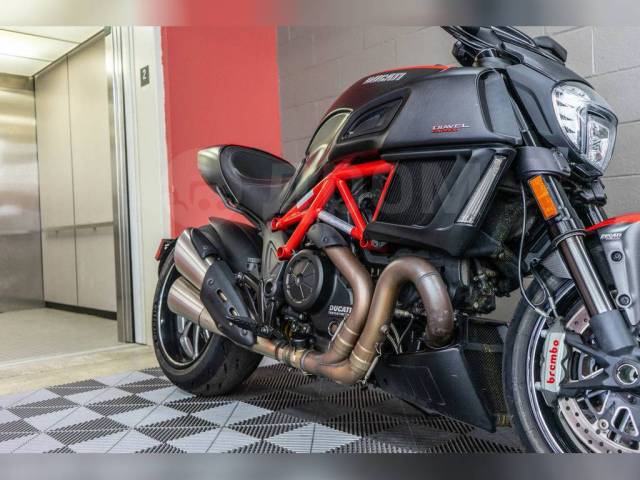 Ducati Diavel. 1 200. ., , ,  .     