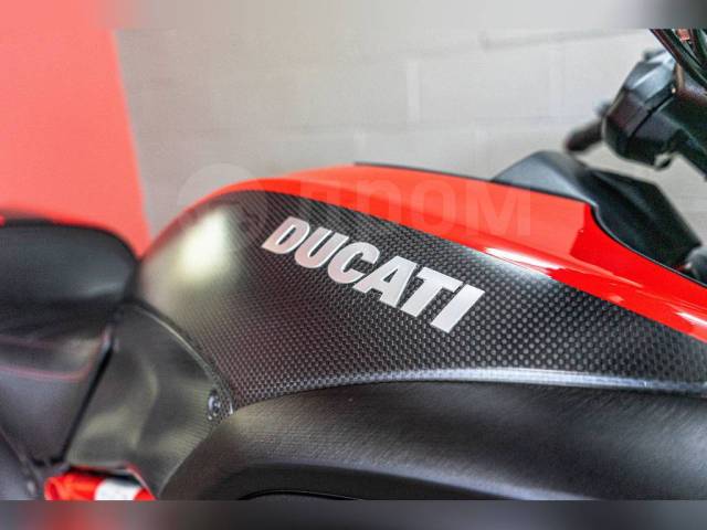 Ducati Diavel. 1 200. ., , ,  .     