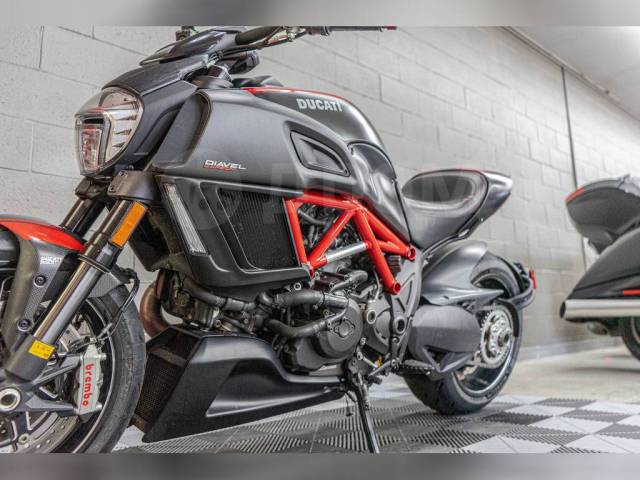 Ducati Diavel. 1 200. ., , ,  .     