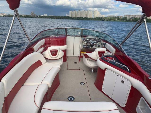 Crownline. 2011 ,  7,70.,  , 320,00..,  