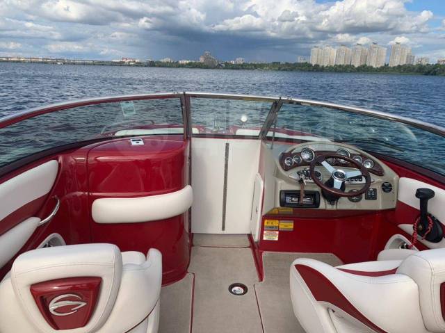 Crownline. 2011 ,  7,70.,  , 320,00..,  