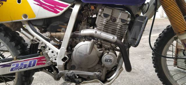 Suzuki DR. 250. ., , ,   