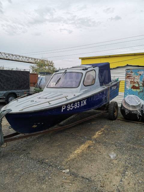 Амур авито. Катер Амур водомет. Катер Амур в Якутске. Амур водомёт 1jz. Купить Амур катер дром Иркутская область бу.