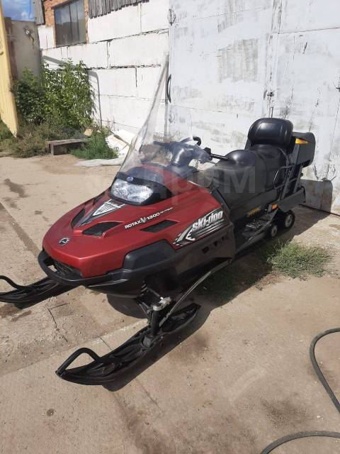 BRP Ski-Doo Expedition TUV. ,  ,   