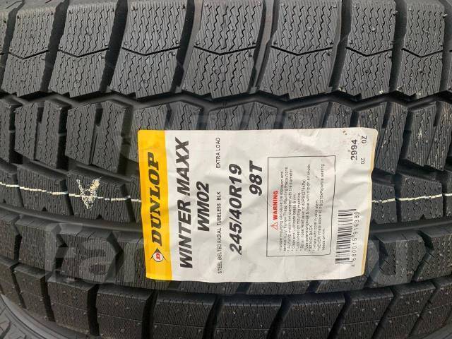 215/65R16 98T Dunlop Winter Maxx Winter Radial Tire 