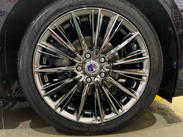 Литье R 18 RAYS Versus, 18", 1 шт, Ширина диска 7.0" Вылет (ET) 48 мм ...