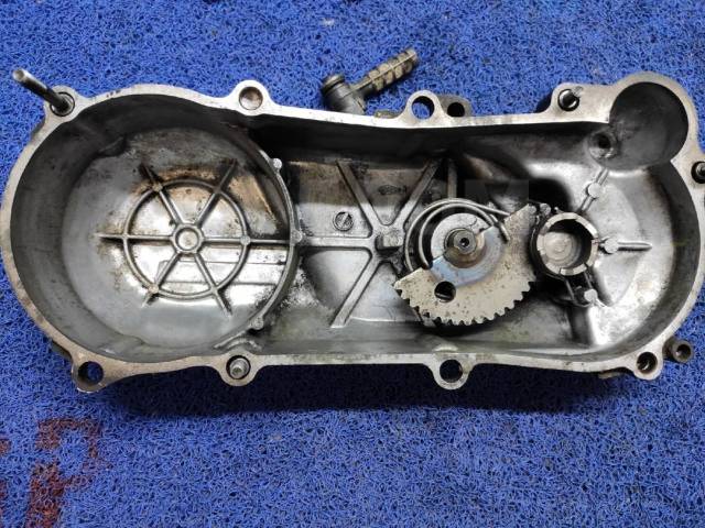 Крышка вариатора honda. Крышка вариатора Honda Dio 34. Крышка вариатора Хонда дио 35. Крышка вариатора Хонда дио 34. Вариатор дио 34.