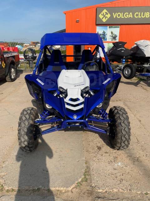 Yamaha YXZ 1000R. ,  \,   