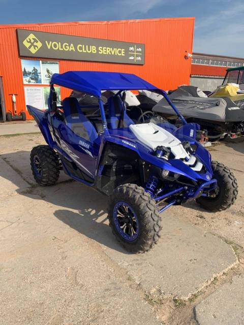 Yamaha YXZ 1000R. ,  \,   