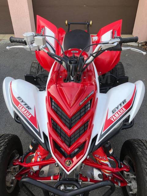 Yamaha YFM 700R. ,  \,   