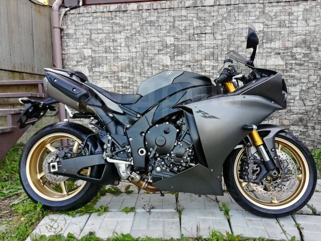 Yamaha YZF-R1. 1 000. ., , ,  .     