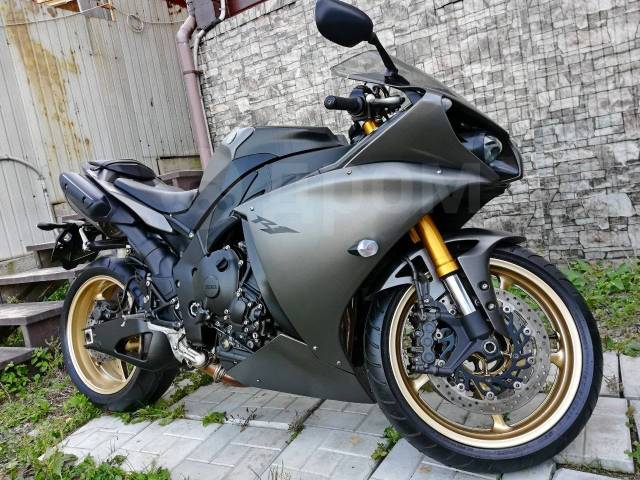 Yamaha YZF-R1. 1 000. ., , ,  .     