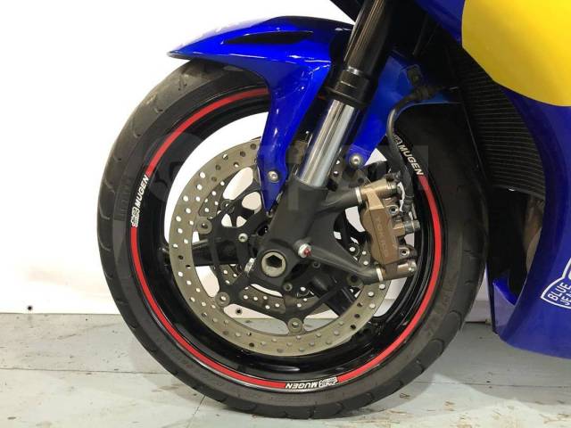 Honda CBR 1000RR-R. 1 000. ., , ,   