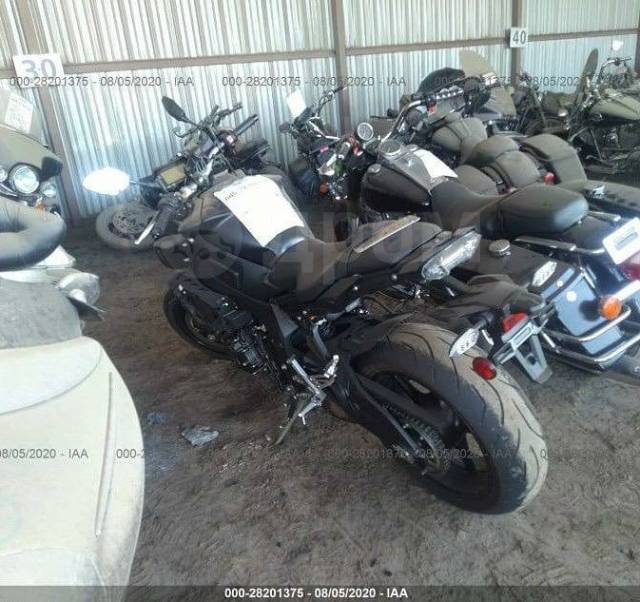 Yamaha MT-10. 1 000. ., , ,  .     