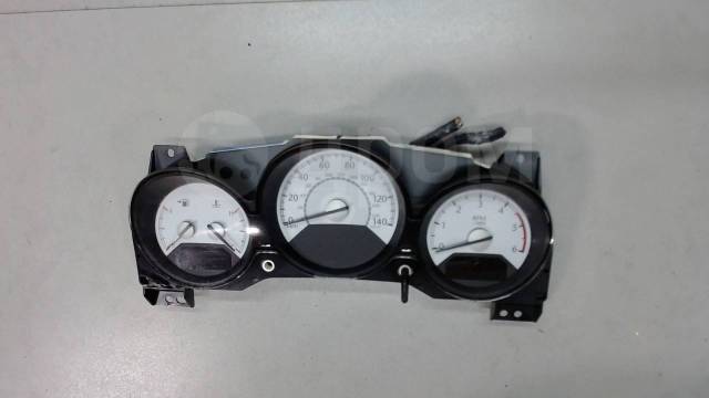 Панель приборов крайслер srt. Приборная панель sebring 2004-2006. Щиток приборов крайслер себринг 3. Панель крайслер себринг. Спидометр крайслер себринг.