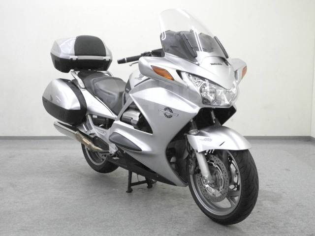 Honda ST 1300. 1 300. ., , ,   