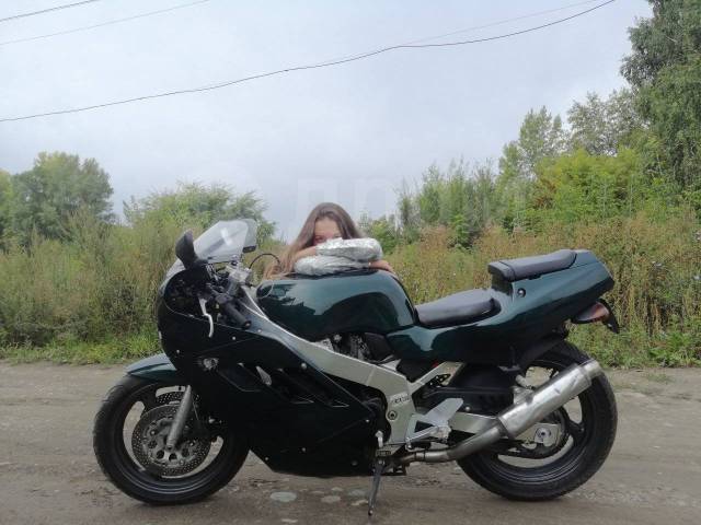 Suzuki GSX-R 400. 400. ., , ,   