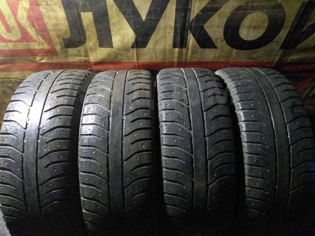 Шипованные резина 215 60 купить. Bridgestone Ice Cruiser 7000 215/60 r17.