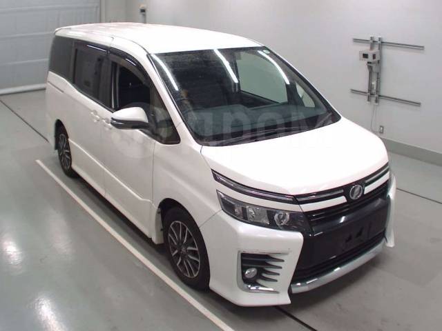 Toyota voxy zrr80