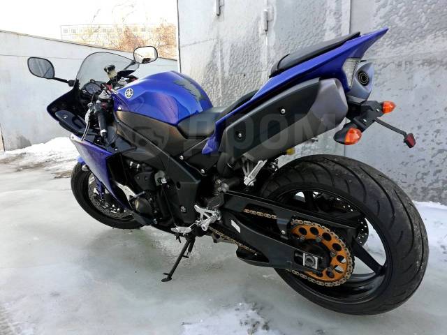 Yamaha YZF-R1. 1 000. ., , ,  .     