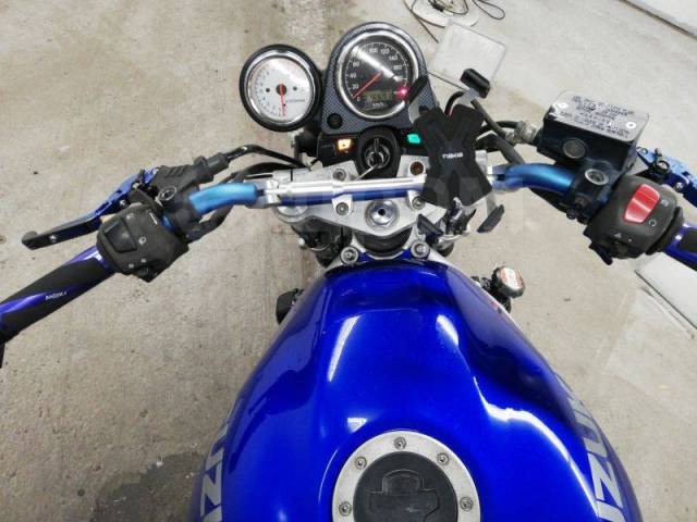 Suzuki SV 400. 400. ., , ,  .     