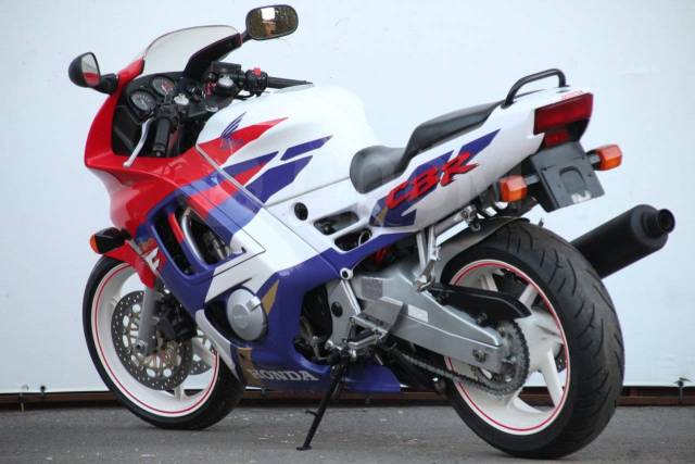 Honda CBR 600F3. 600. ., , ,   