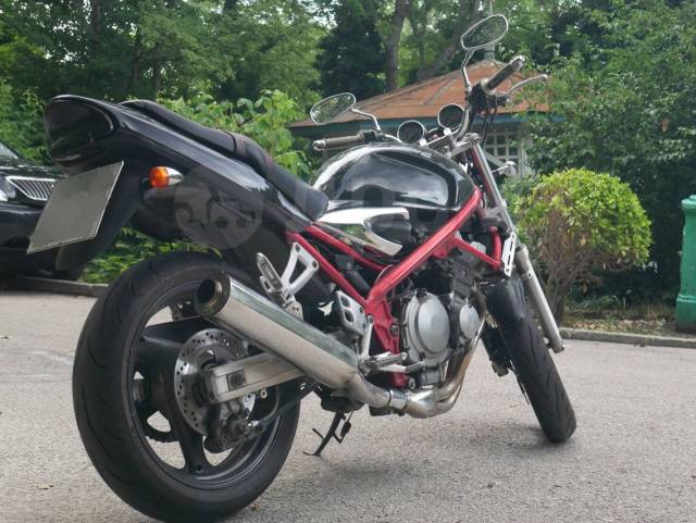 Suzuki Bandit 250 2