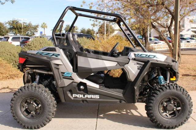 Polaris RZR S 1000 EPS. ,  \,  .     