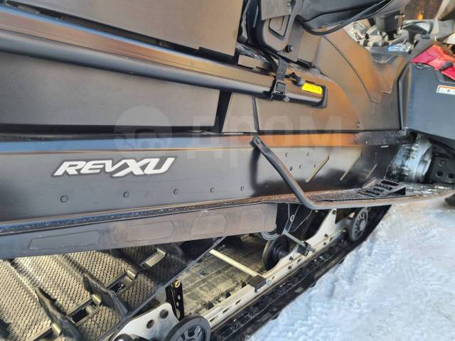 BRP Ski-Doo Expedition. ,  ,   