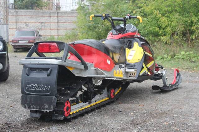 BRP Ski-Doo Summit Adrenaline. ,  ,   