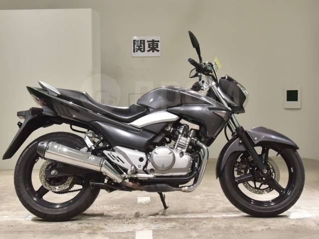 Suzuki GSR 250 Inazuma. 250. ., , ,  .     