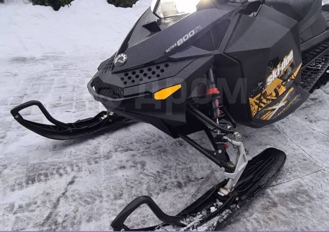 BRP Ski-Doo MXZ Renegade X. ,  ,   