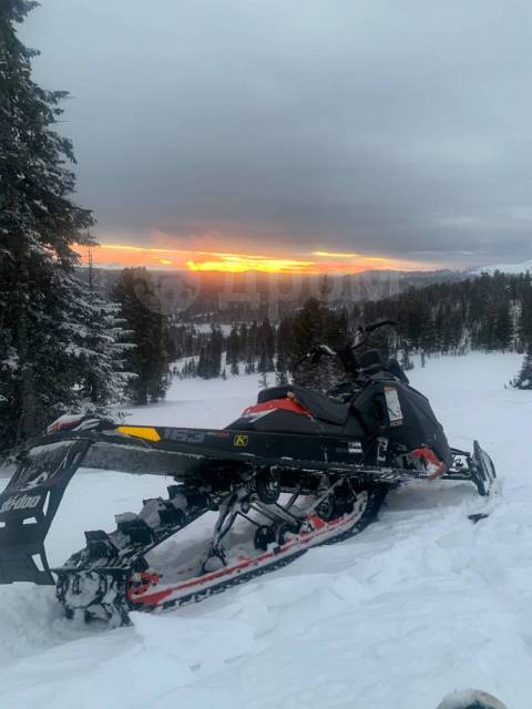 BRP Ski-Doo Summit. ,  ,   