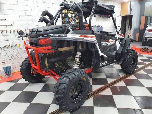 Polaris RZR XP 1000. ,  \,   