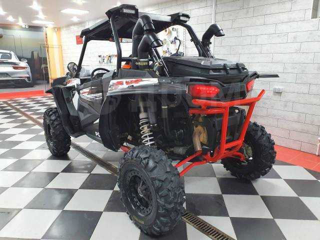 Polaris RZR XP 1000. ,  \,   